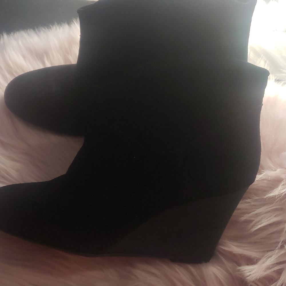Wedge Booties - Picture 2 of 6